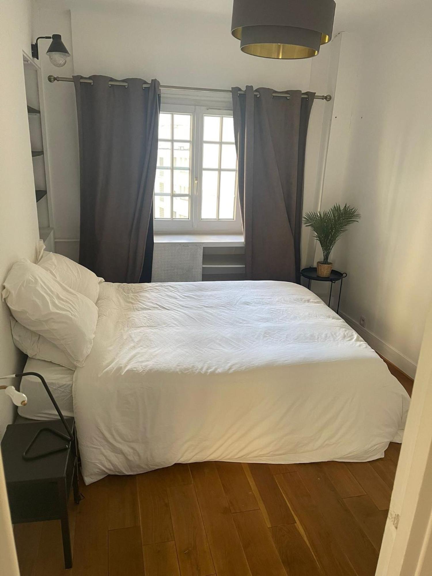 Magnifique Appartement Tour Eiffel Paris Exterior foto